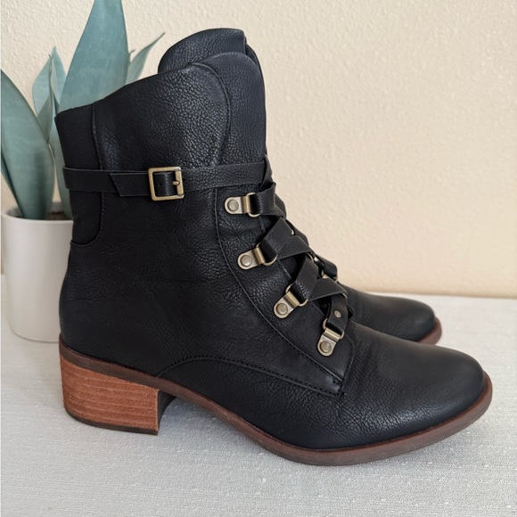 KORKS Reese Black Leather Buckle Lace Up Strap Heeled Ankle Boots - Picture 2 of 15